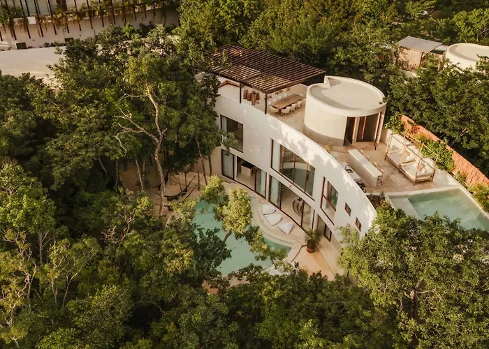Jungle For 16 - Dual Pools & Fire Pit Casa de férias